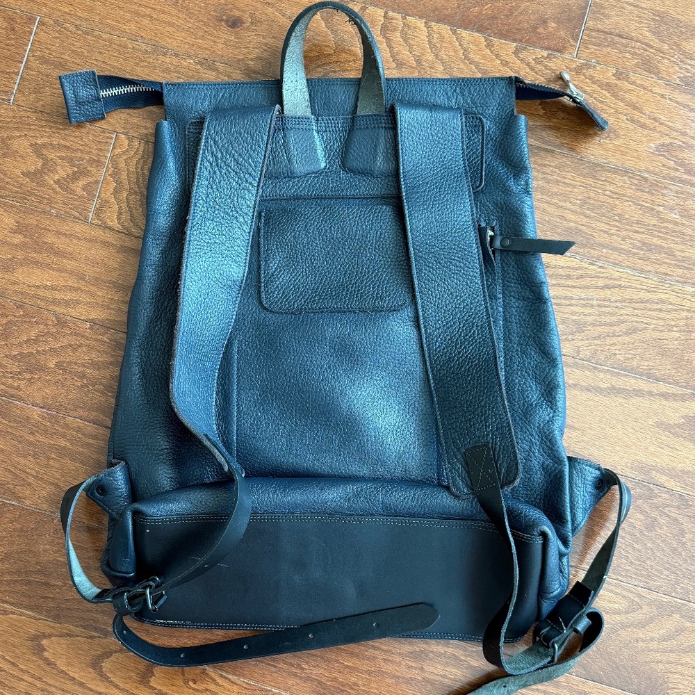 VIRRONEN leather backpack - Picture 2 of 11